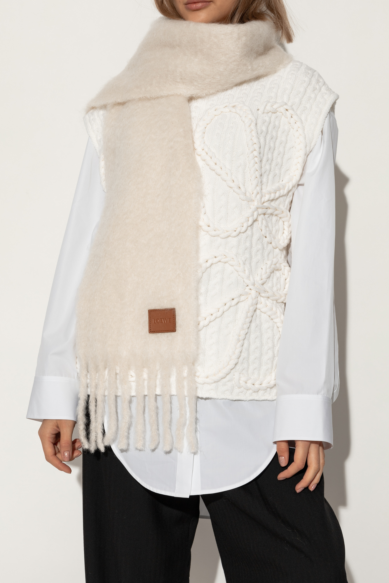 Cream Scarf with logo Loewe - Vitkac AS
